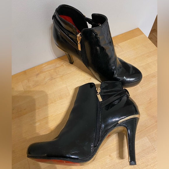 Stiletto Bootie Heels - Black - size 39 - Picture 3 of 7